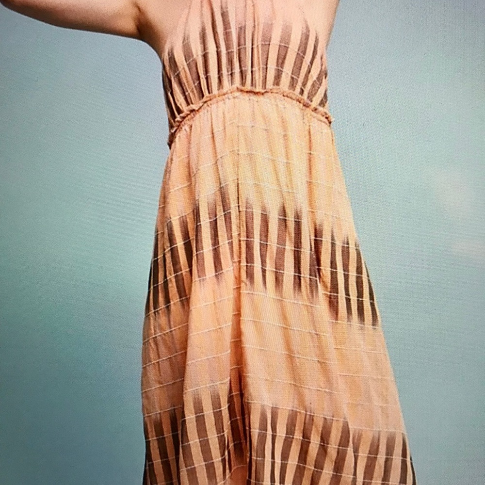 Akemi + Kin Sundress